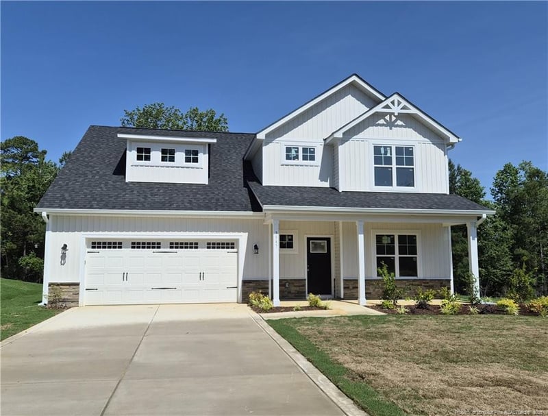 3845 Bankergate Ct, Fayetteville, NC 28311