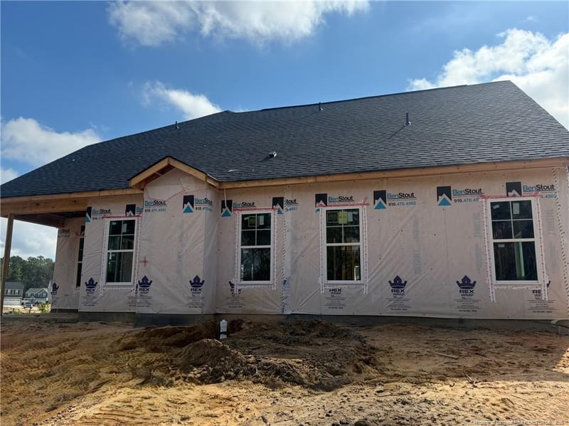 3845 Bankergate Ct, Fayetteville, NC 28311