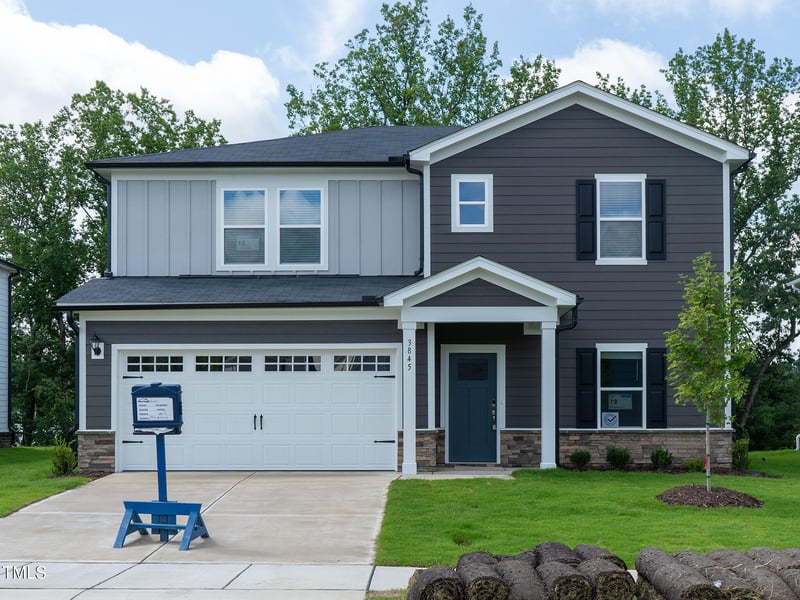 3845 Rosebush Dr, Zebulon, NC 27597