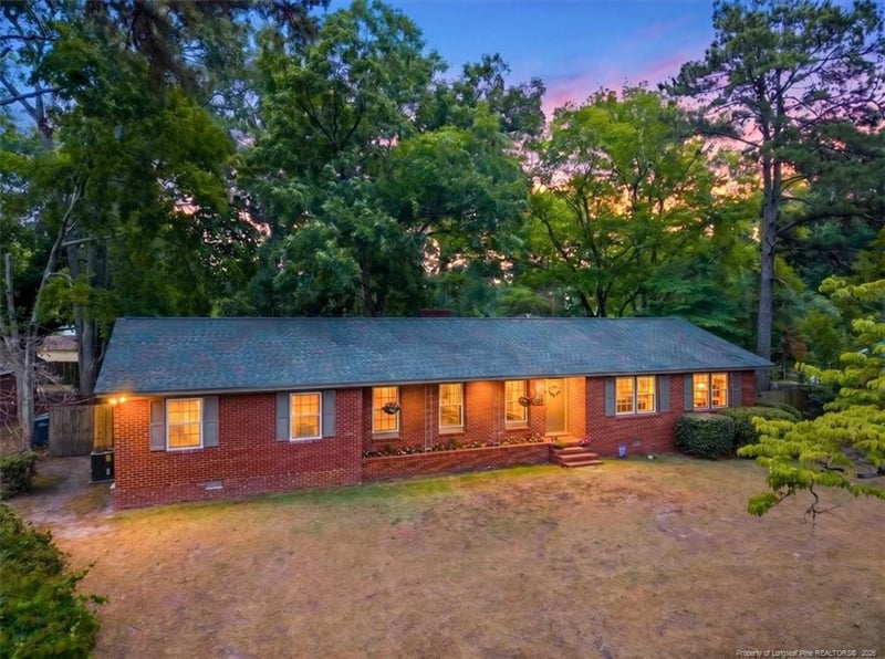 3847 Main St, Hope Mills, NC 28348