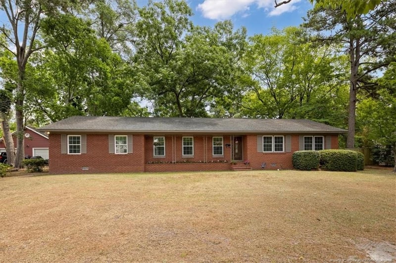 3847 Main St, Hope Mills, NC 28348