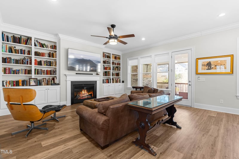 3847 Stoneridge Forest Dr, Raleigh, NC 27612