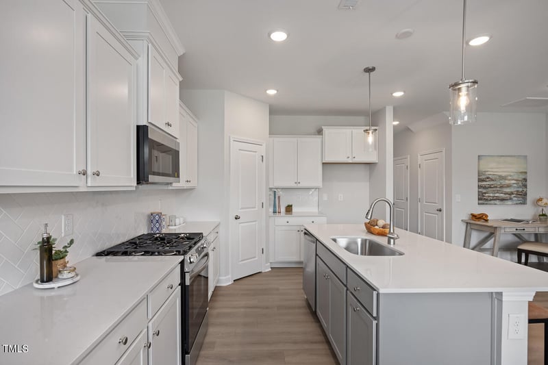3847 Well Fleet Dr, Fuquay Varina, NC 27526