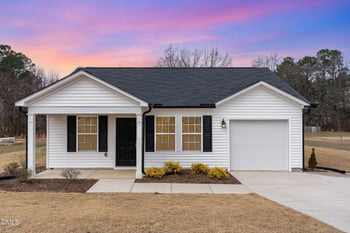 385 Dasu Dr, Clayton, NC 27520