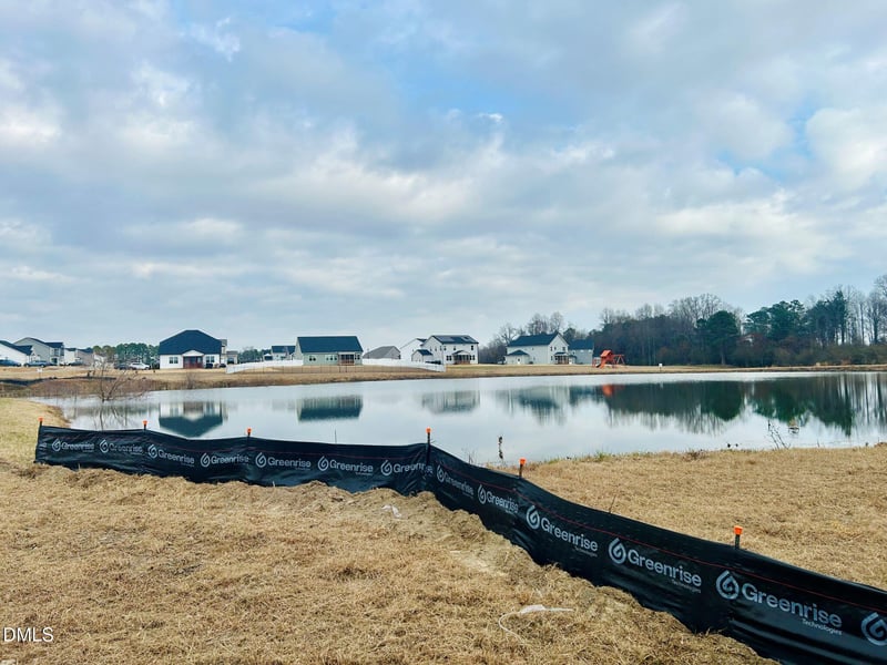 385 Denali Dr, Angier, NC 27501