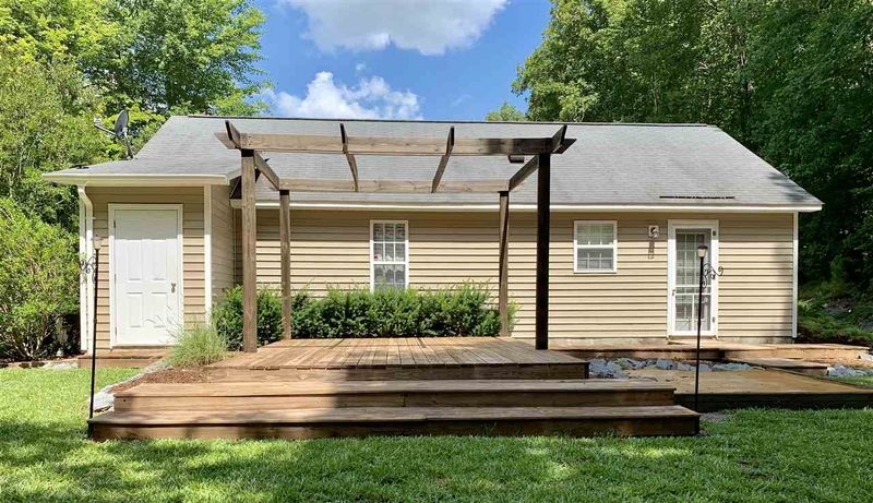 385 Gray Ghost St, Benson, NC 27504