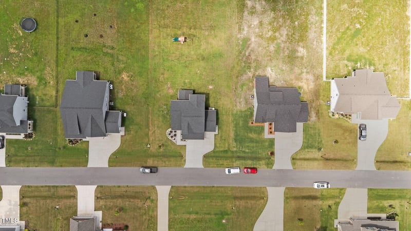 385 Jackson Pond Dr, Smithfield, NC 27577