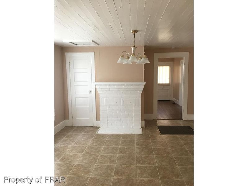 3850 S Main St, Hope Mills, NC 28348