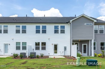 3851 Well Fleet Dr, Fuquay Varina, NC 27592