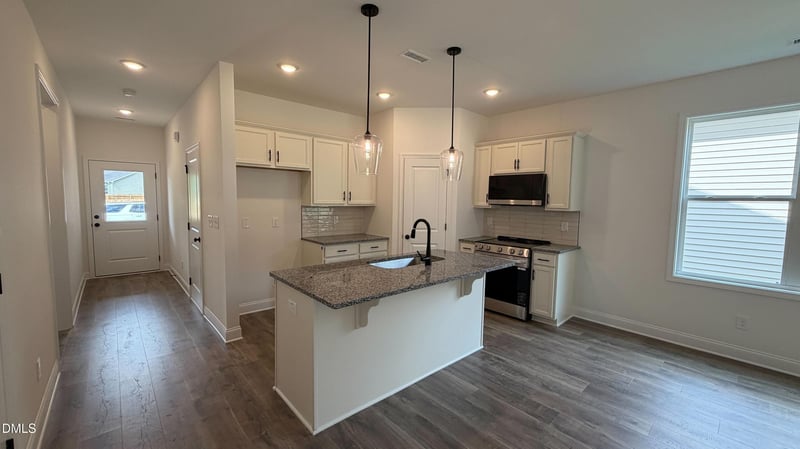 386 Bluejay St, Clayton, NC 27520