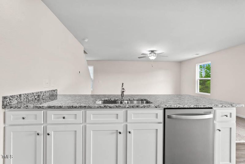 386 Crow Field St, Roxboro, NC 27574