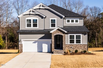 386 Fast Pitch Ln, Four Oaks, NC 27524