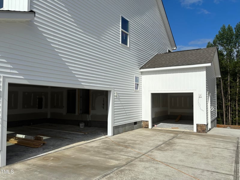 386 Rising Star Dr, Clayton, NC 27520