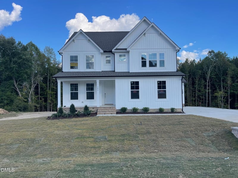 386 Rising Star Dr, Clayton, NC 27520