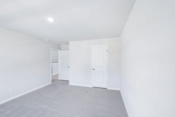 3861 Rosebush Dr, Zebulon, NC 27597