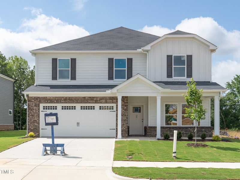 3869 Rosebush Dr, Zebulon, NC 27597