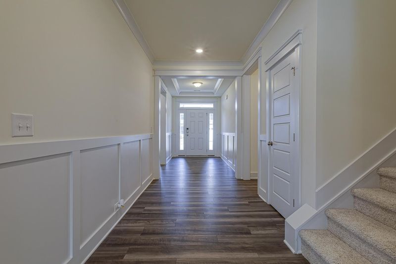 387 Cliff View Dr, Garner, NC 27529