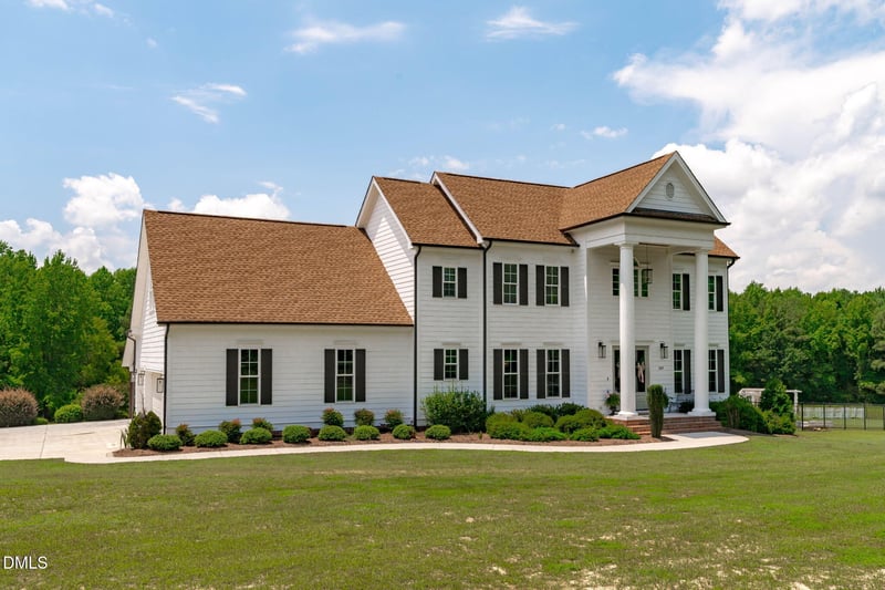 387 Old Stage Rd, Willow Springs, NC 27592