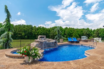 387 Old Stage Rd, Willow Springs, NC 27592