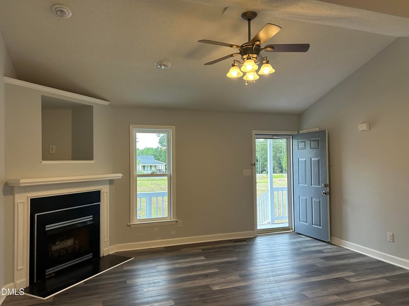 387 Pleasant Coates Rd, Benson, NC 27504