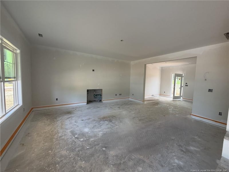 387 Thorntons Creek Dr, Erwin, NC 28339