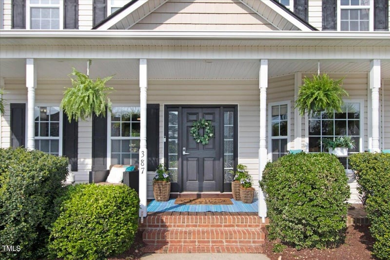 387 Windgate Dr, Clayton, NC 27527