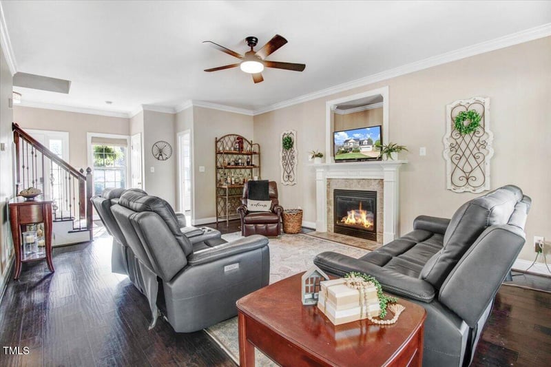 387 Windgate Dr, Clayton, NC 27527