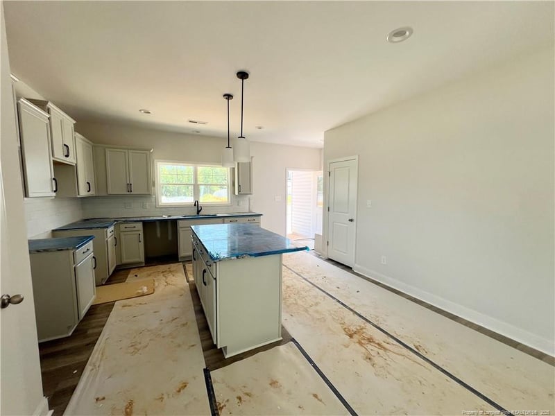 3870 Black Hills Rd, Fayetteville, NC 28311
