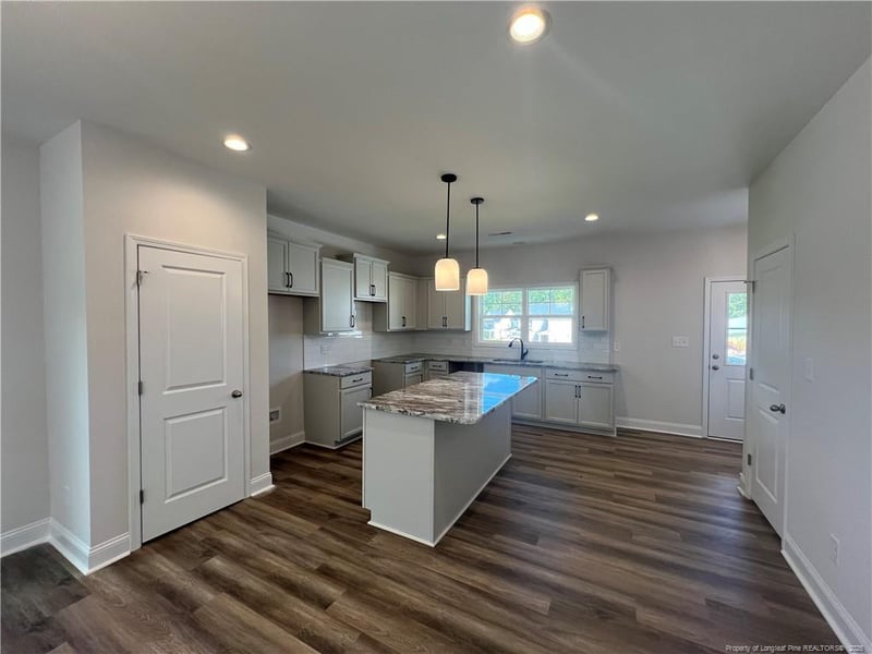 3870 Black Hills Rd, Fayetteville, NC 28311