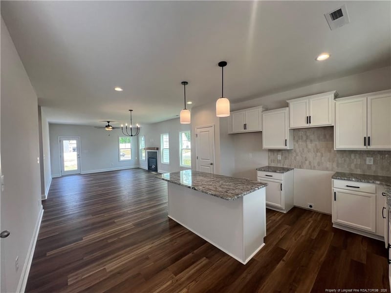 3879 Blackhills Rd, Fayetteville, NC 28311