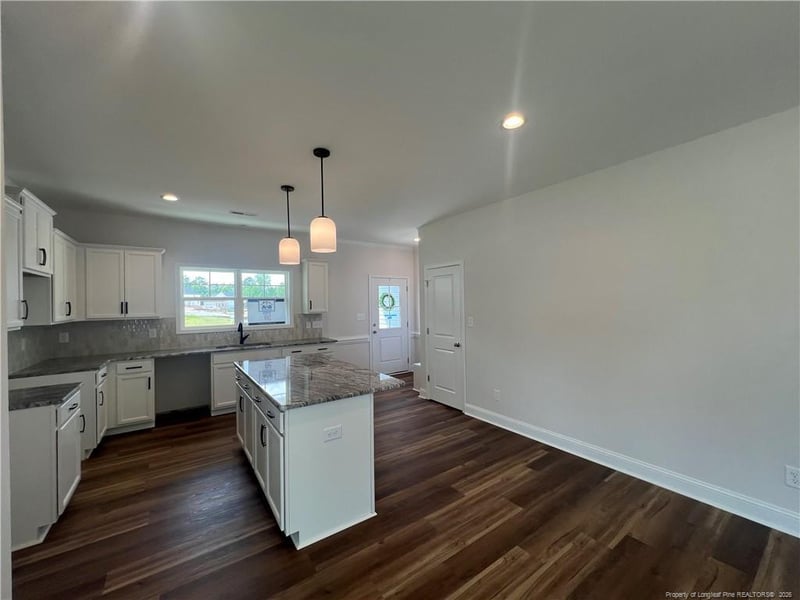 3879 Blackhills Rd, Fayetteville, NC 28311