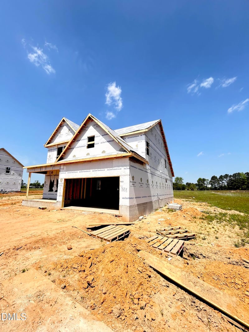 388 Maverick Ln, Dunn, NC 28334