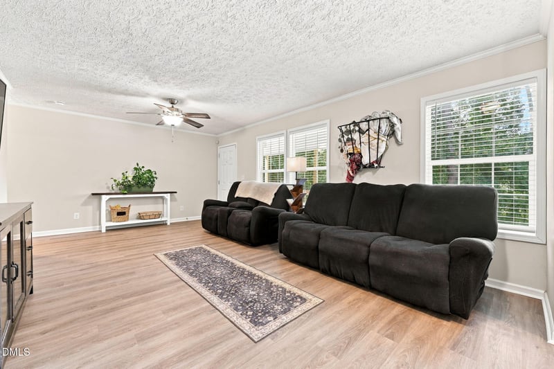 388 Turlington Rd, Dunn, NC 28334