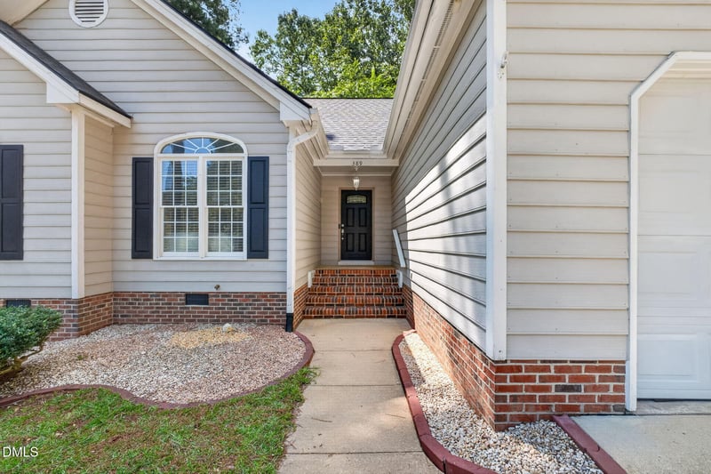 389 Burton St, Fuquay Varina, NC 27526