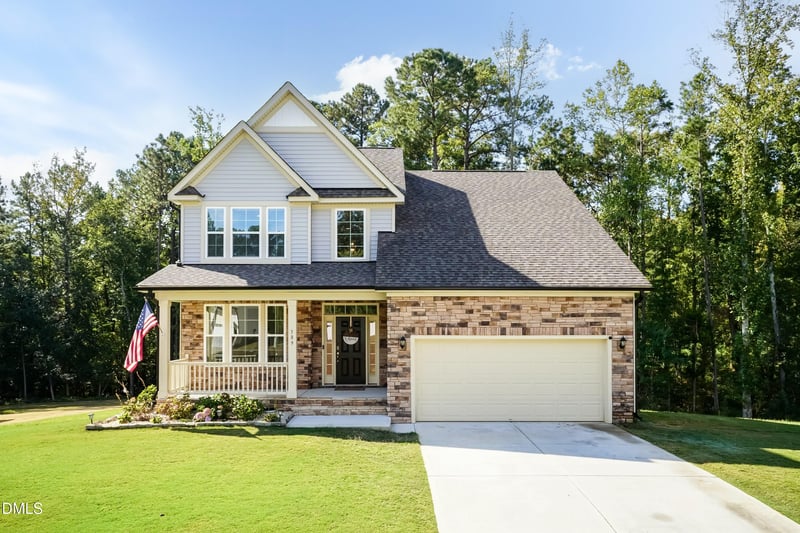 389 Mill Bend Dr, Fuquay Varina, NC 27526