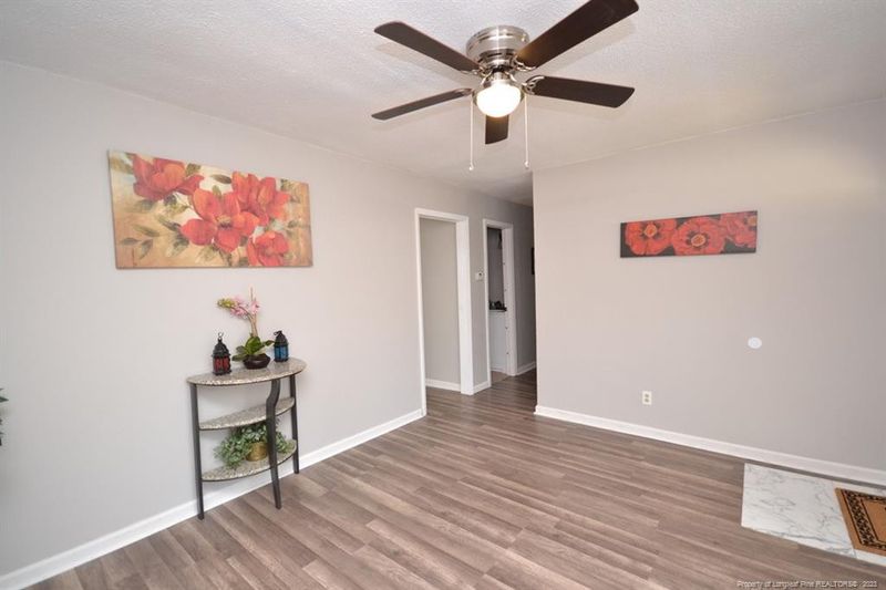 389 Porter Rd, Hope Mills, NC 28348