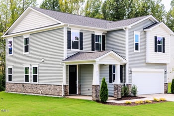 389 Providence Creek Dr, Fuquay Varina, NC 27526