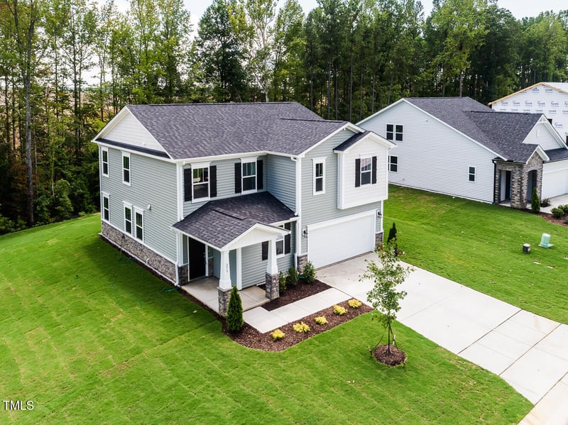 389 Providence Creek Dr, Fuquay Varina, NC 27526