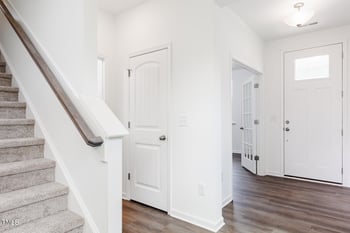 389 Providence Creek Dr, Fuquay Varina, NC 27526