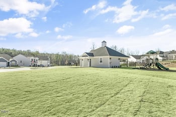 389 Providence Creek Dr, Fuquay Varina, NC 27526