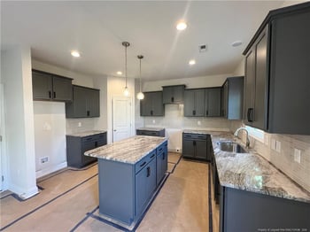 3891 Blackhills Rd, Fayetteville, NC 28311