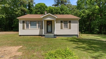 3899 Warrenton Rd, Henderson, NC 27537