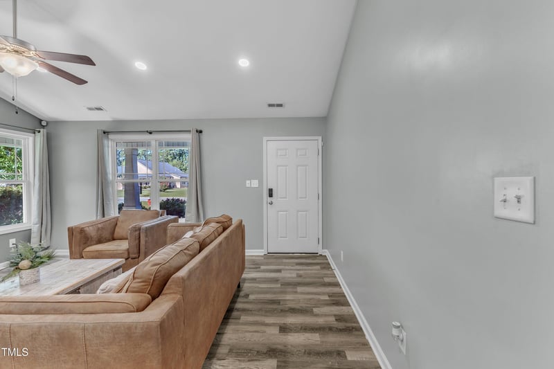 39 All Aboard Cir, Willow Springs, NC 27592