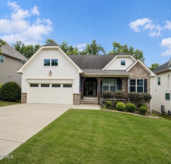 39 Breton Dr, Clayton, NC 27527