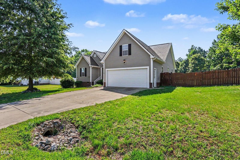 39 Buckhaven Dr, Willow Springs, NC 27592