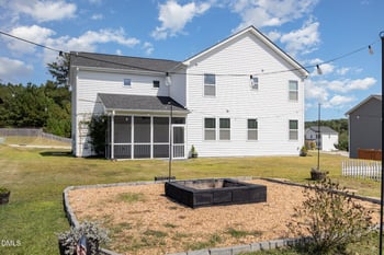 39 Calabor Ct, Fuquay Varina, NC 27526