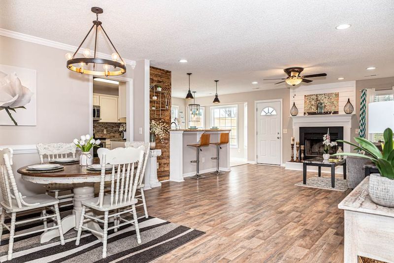 39 Cliffside Dr, Sanford, NC 27332