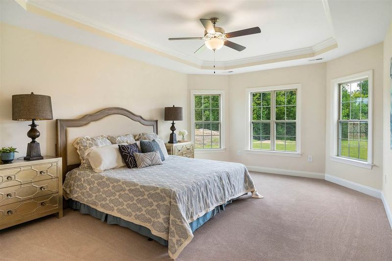 39 Como Dr, Clayton, NC 27527