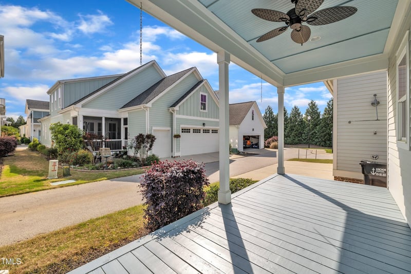 39 Drayton St, Clayton, NC 27527