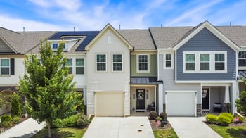 39 Hanging Moss Trl, Clayton, NC 27527